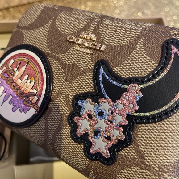 Boxed Mini Boxy Cosmetic Case And Hair Ties Set In Signature Canvas With Disco P - Picture 4 of 6